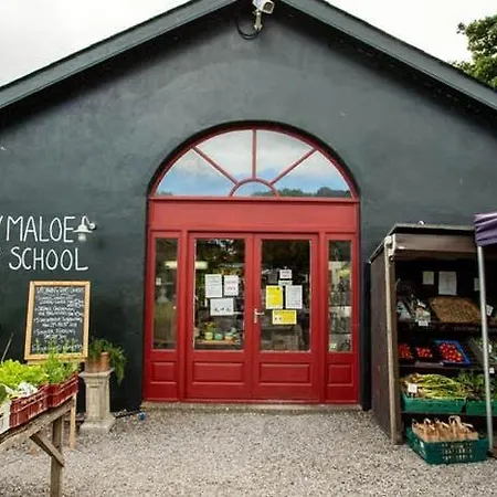 Semesterbostad Joe's Corner House *