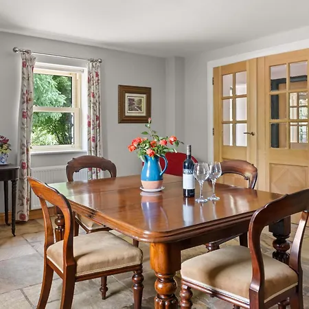 Joe's Corner House * Shanagarry