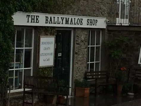 Joe's Corner House * Shanagarry